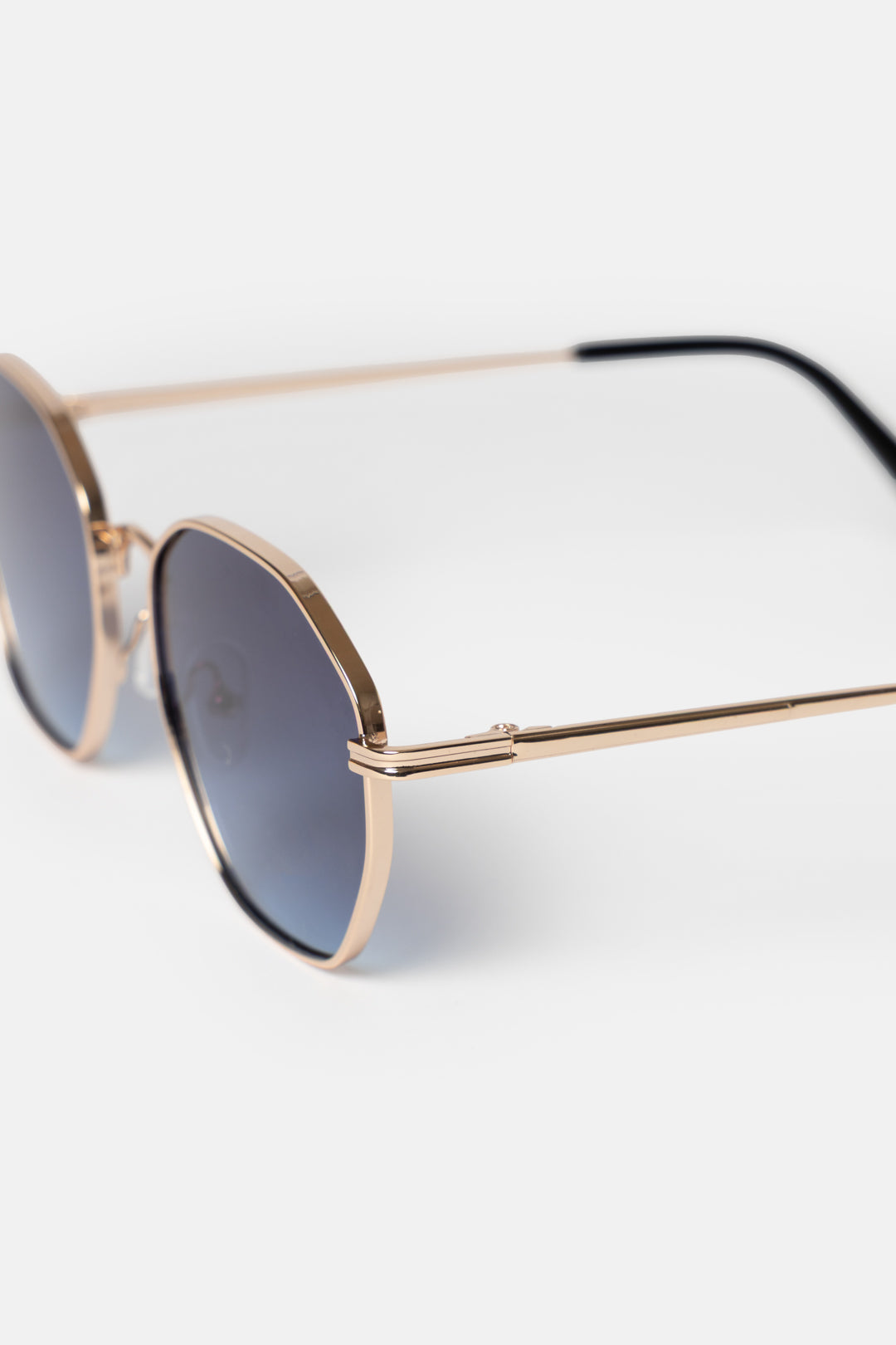 Timeless Round Sunglasses