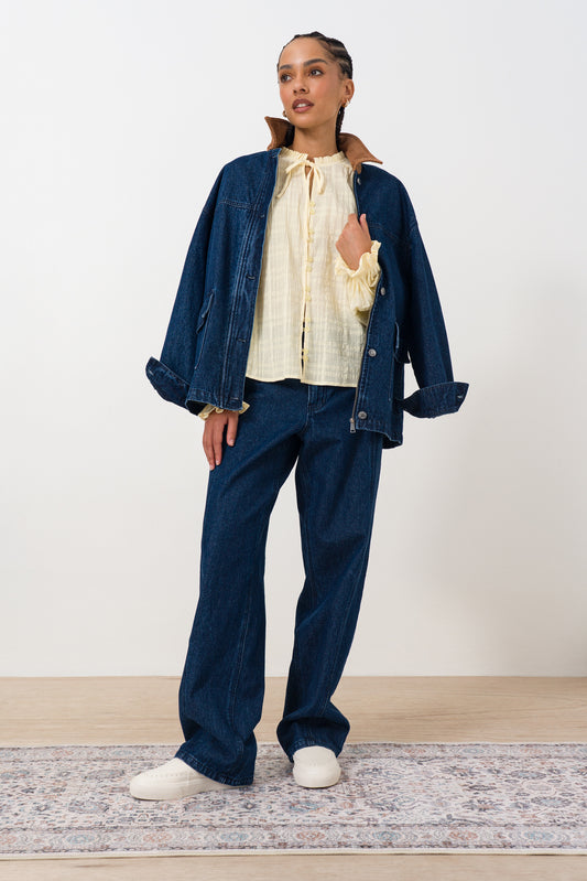 Volume Sleeve Blouse