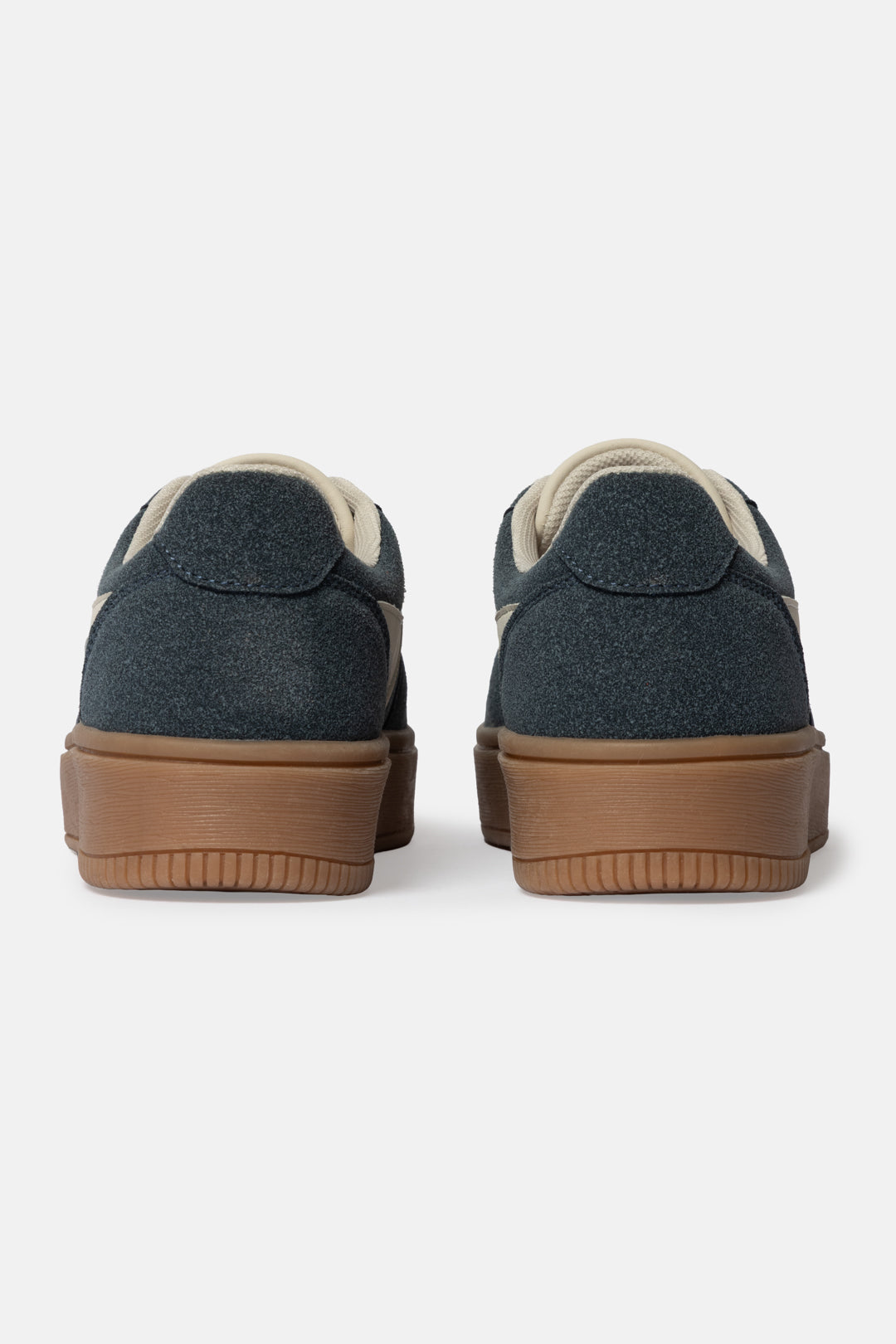 Court Sneaker