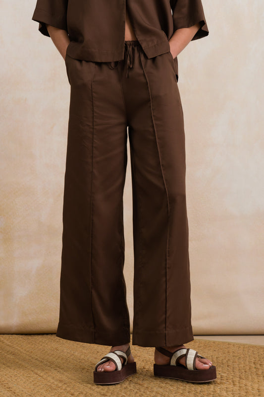 Hi Rise Straight Leg Pull On Pants
