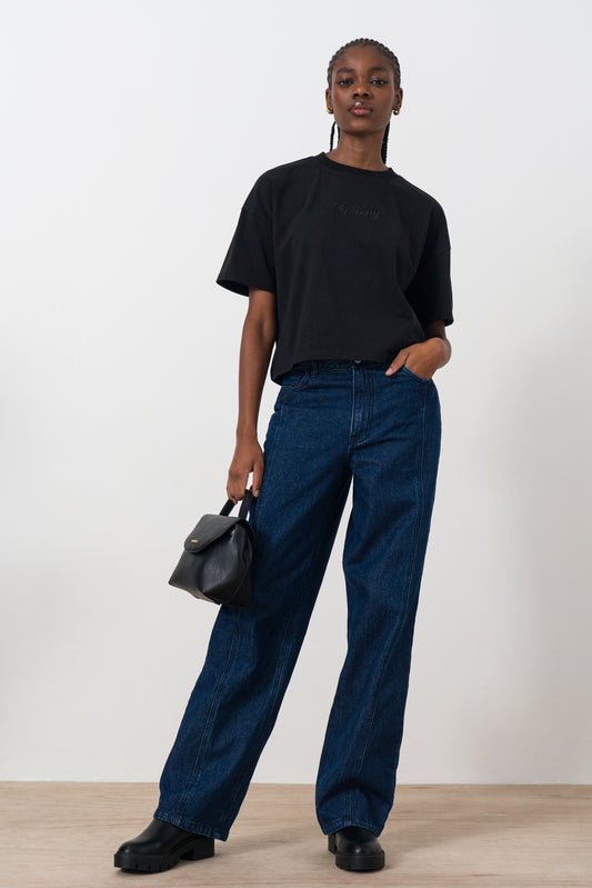 Boxy branded tee