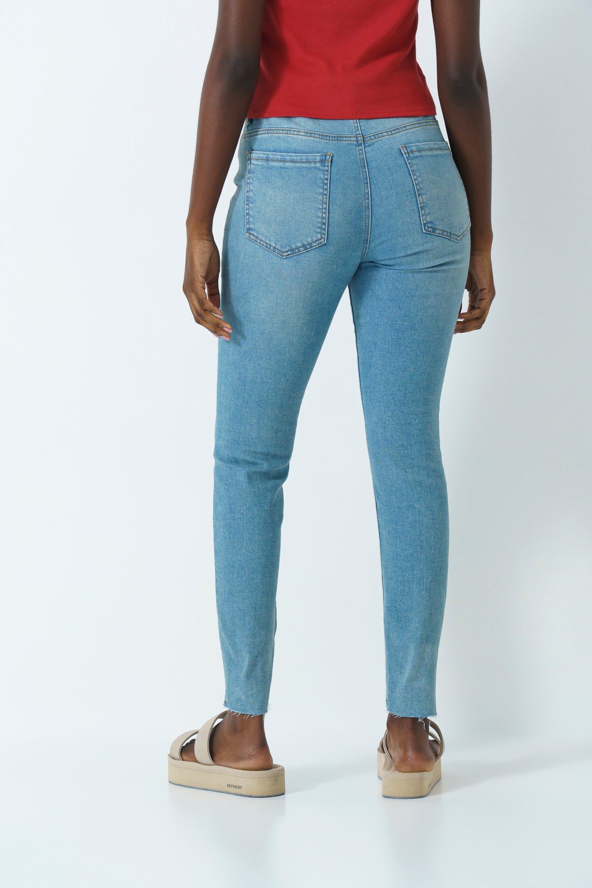 Rf12 Mid Rise Tinted Jeans