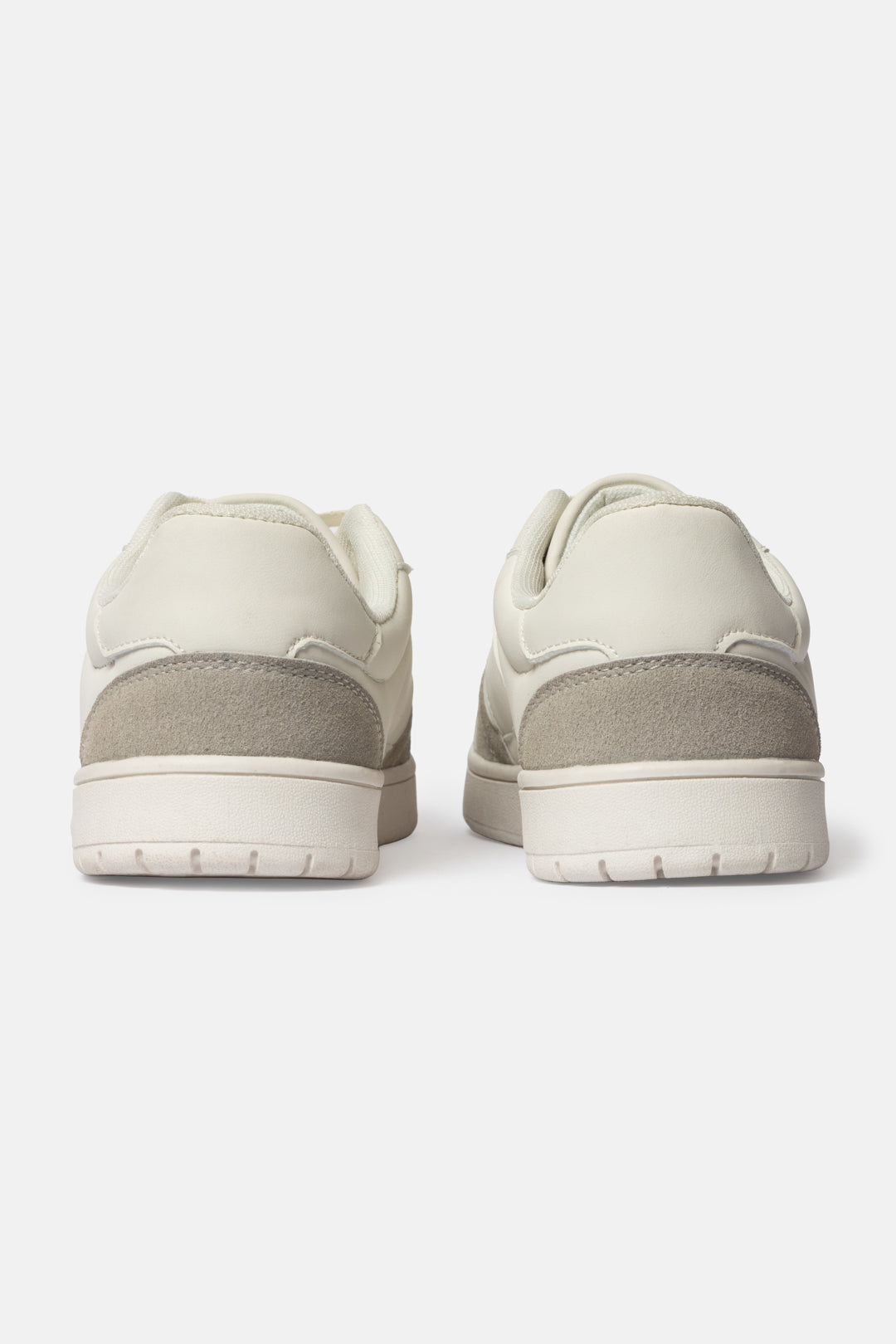 Court Sneaker