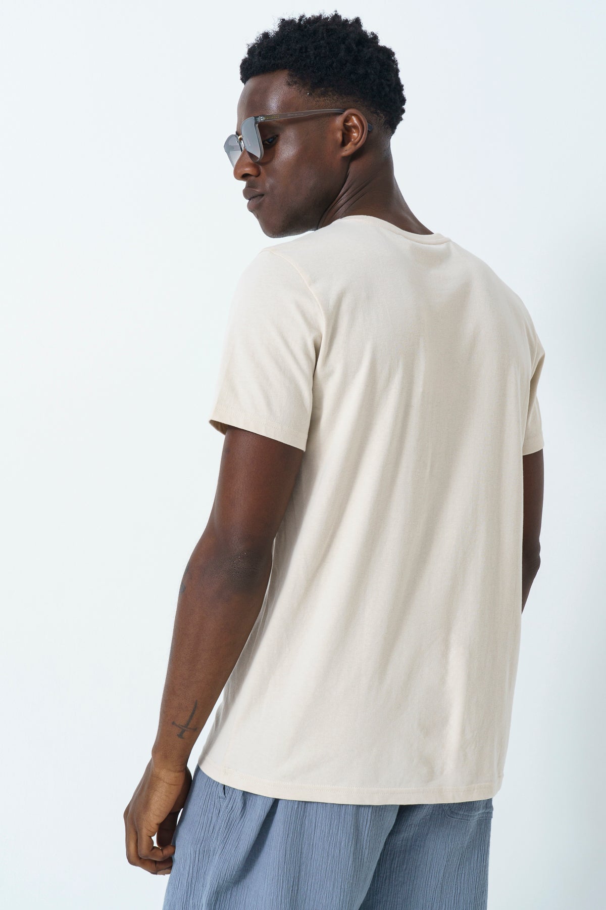 Graphic T-Shirt - Cement