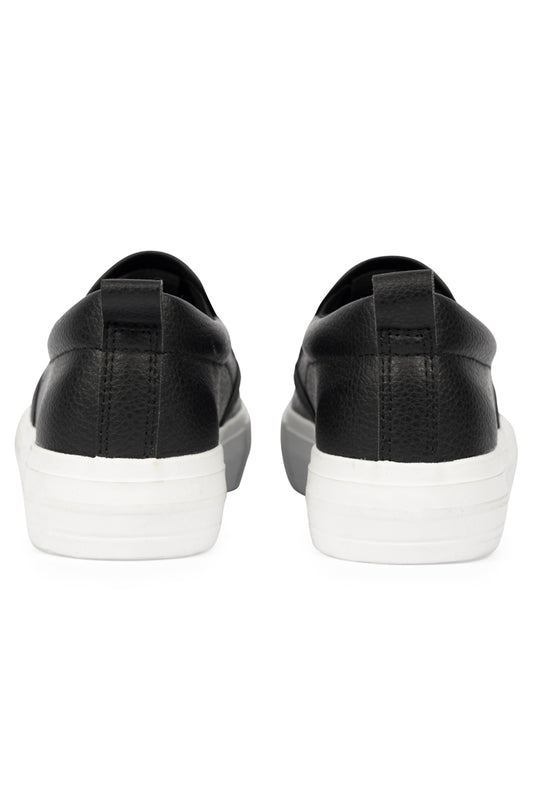 Slip-On Sneaker