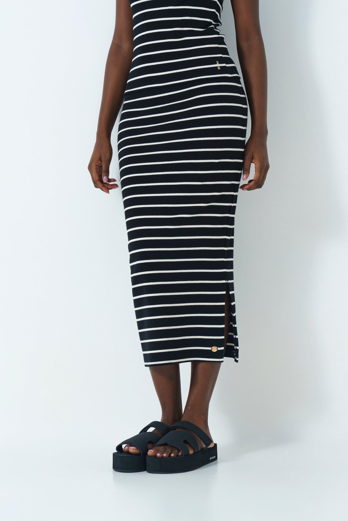 Ribbed Bodycon Skirt