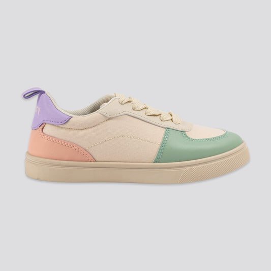 Girls Lace-Up Sneaker