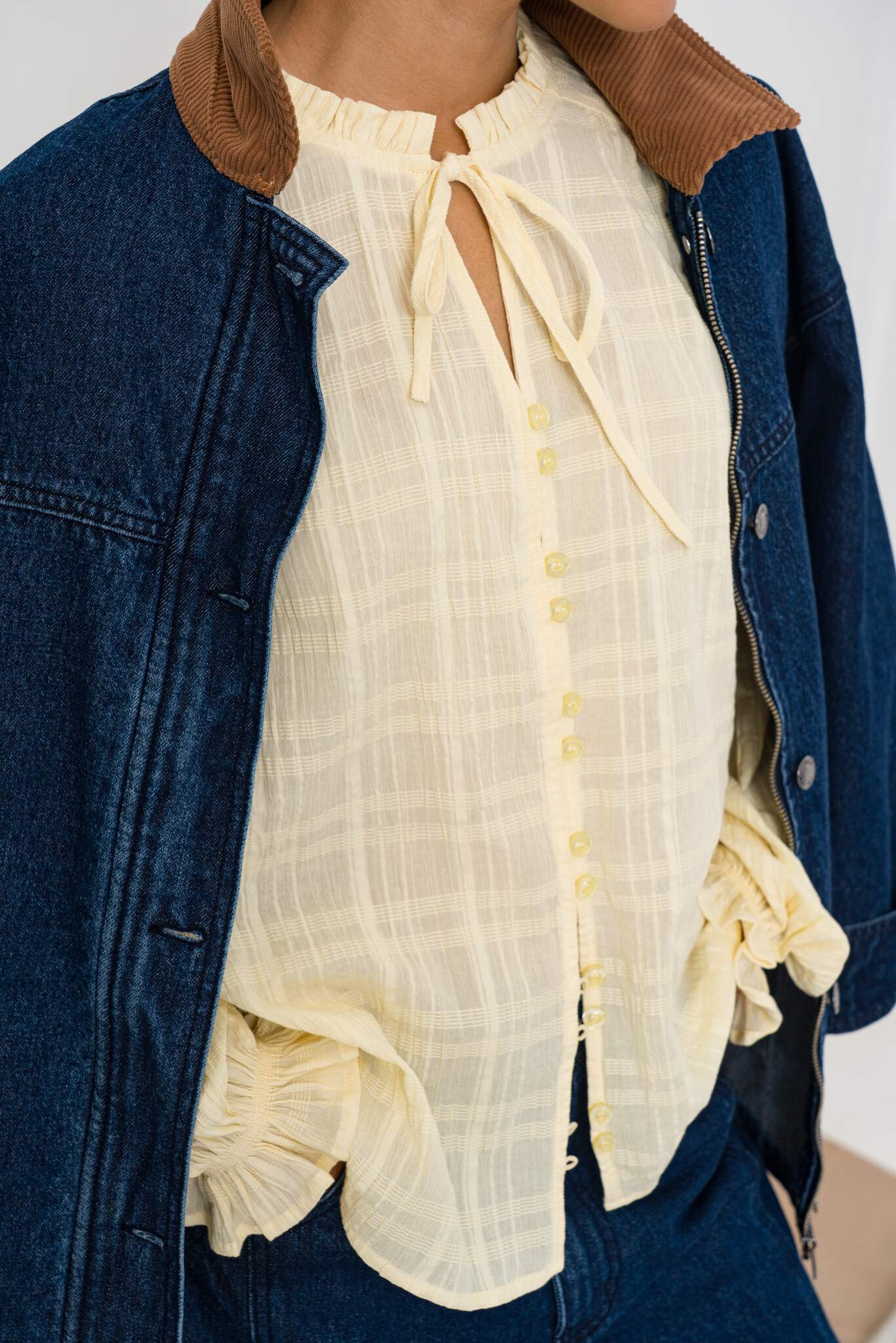 Volume Sleeve Blouse