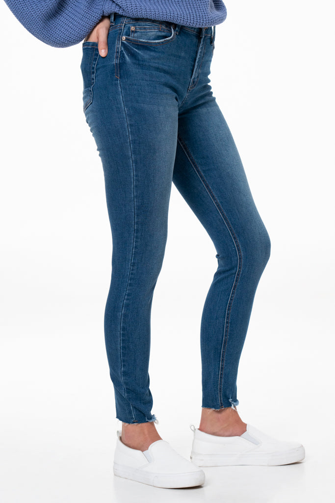 Rf12 Mid-Rise Skinny Jeans _ 137413 _ Mid Wash