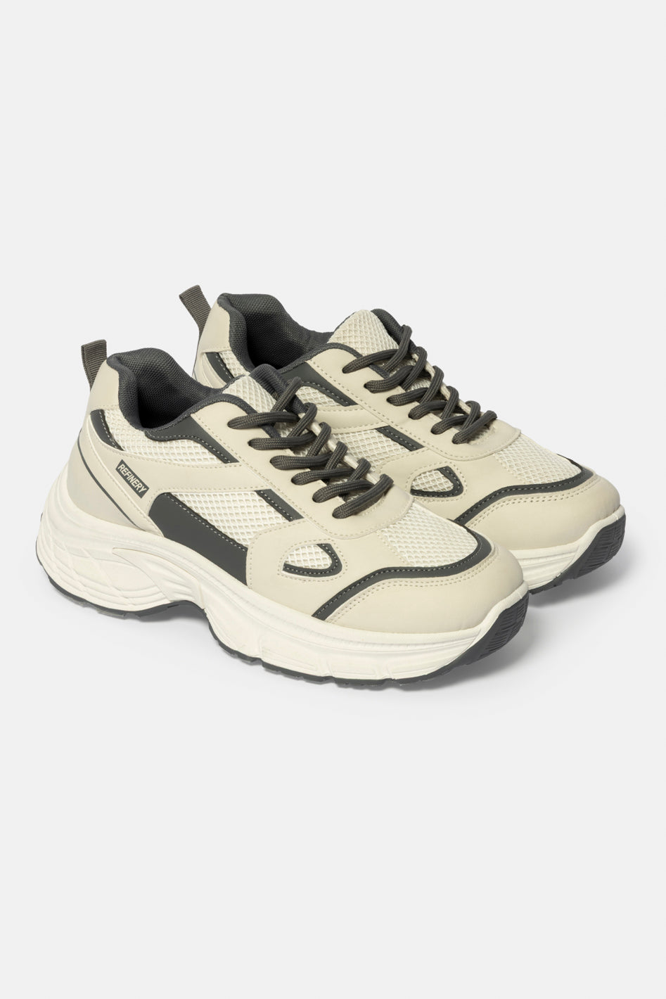 Dad-Sneaker-1