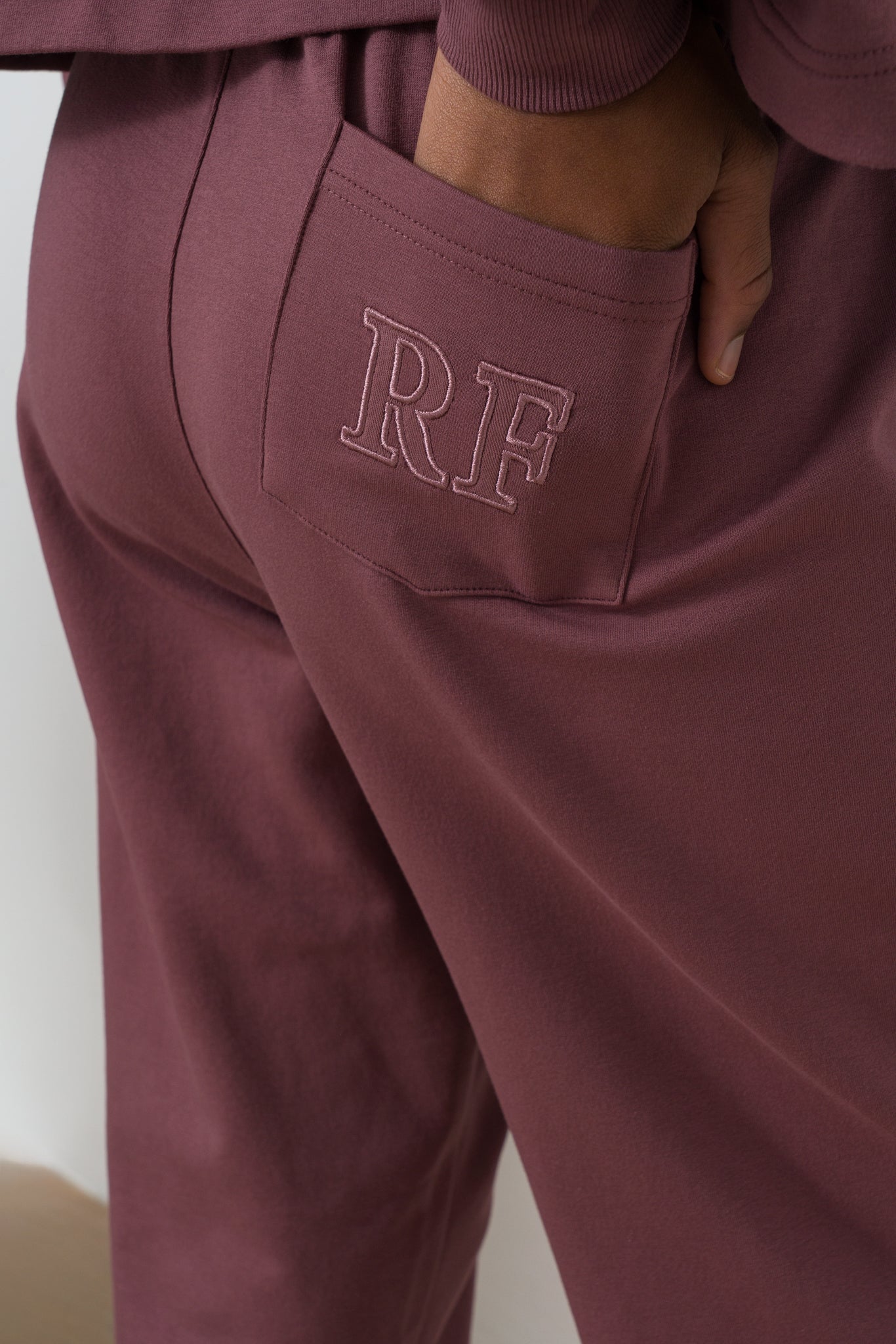 Slim-Fit-Trackpants-4