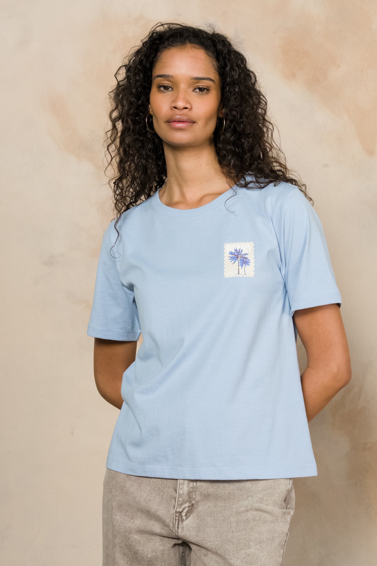 Standard Graphic Tee Tee