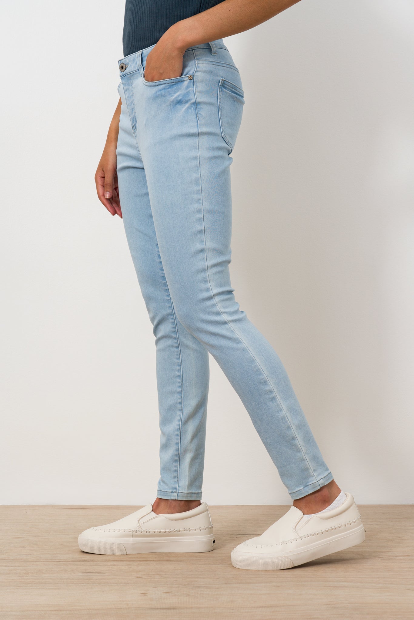 Rf01-Mid-Rise-Skinny