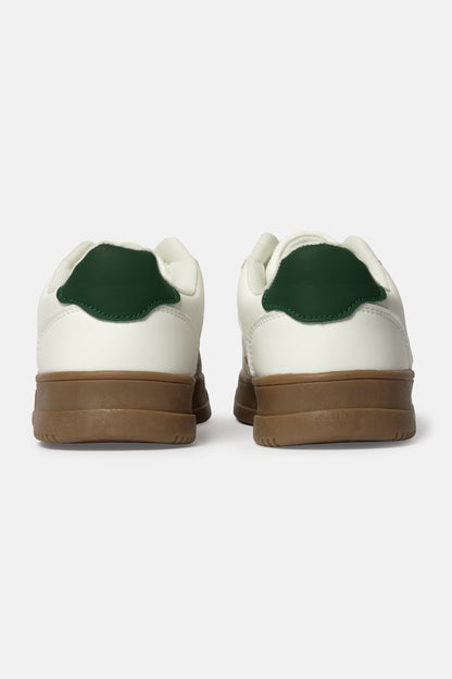 Court Sneaker