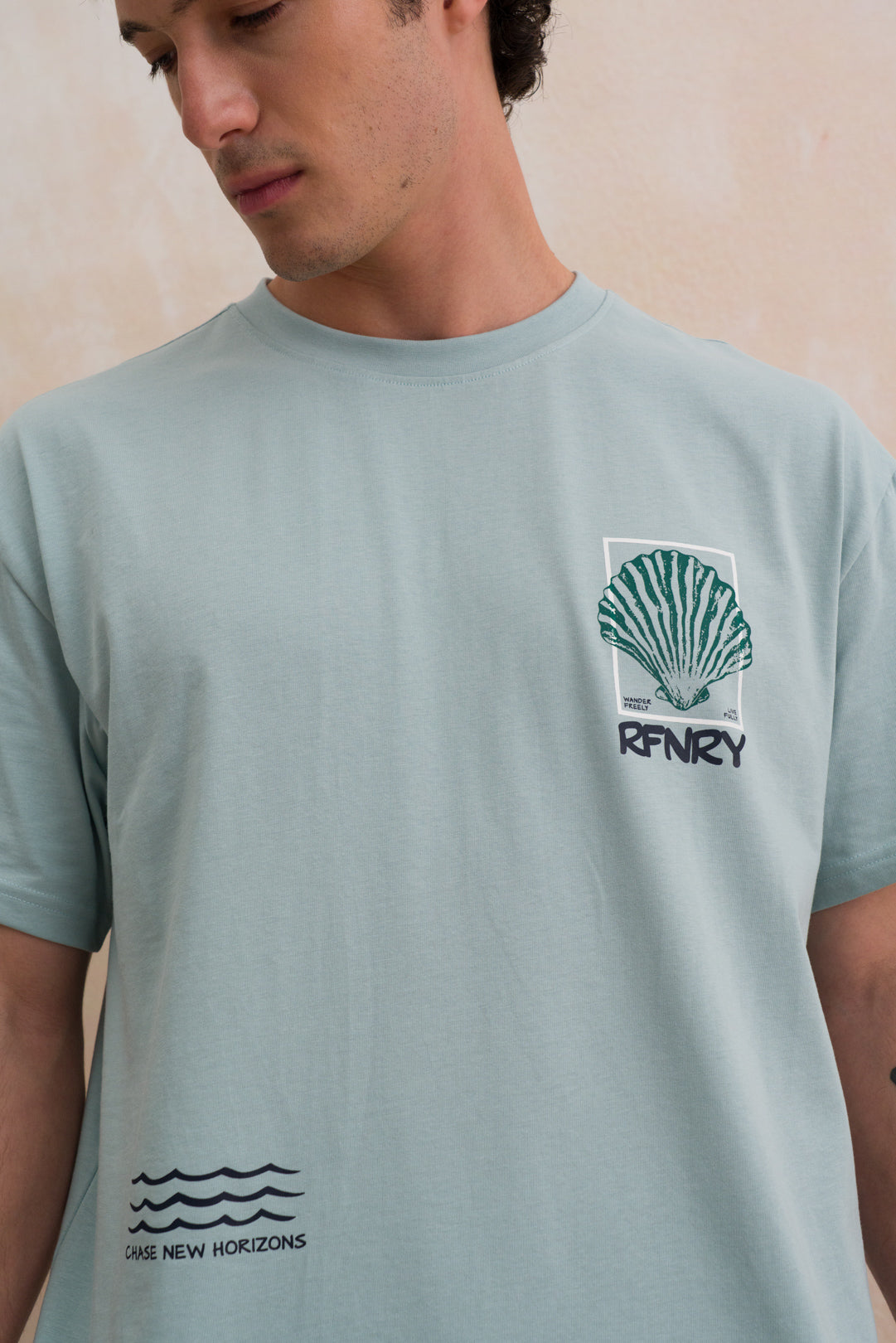 Graphic Oversized T-shirt from REFINERY – Refinery