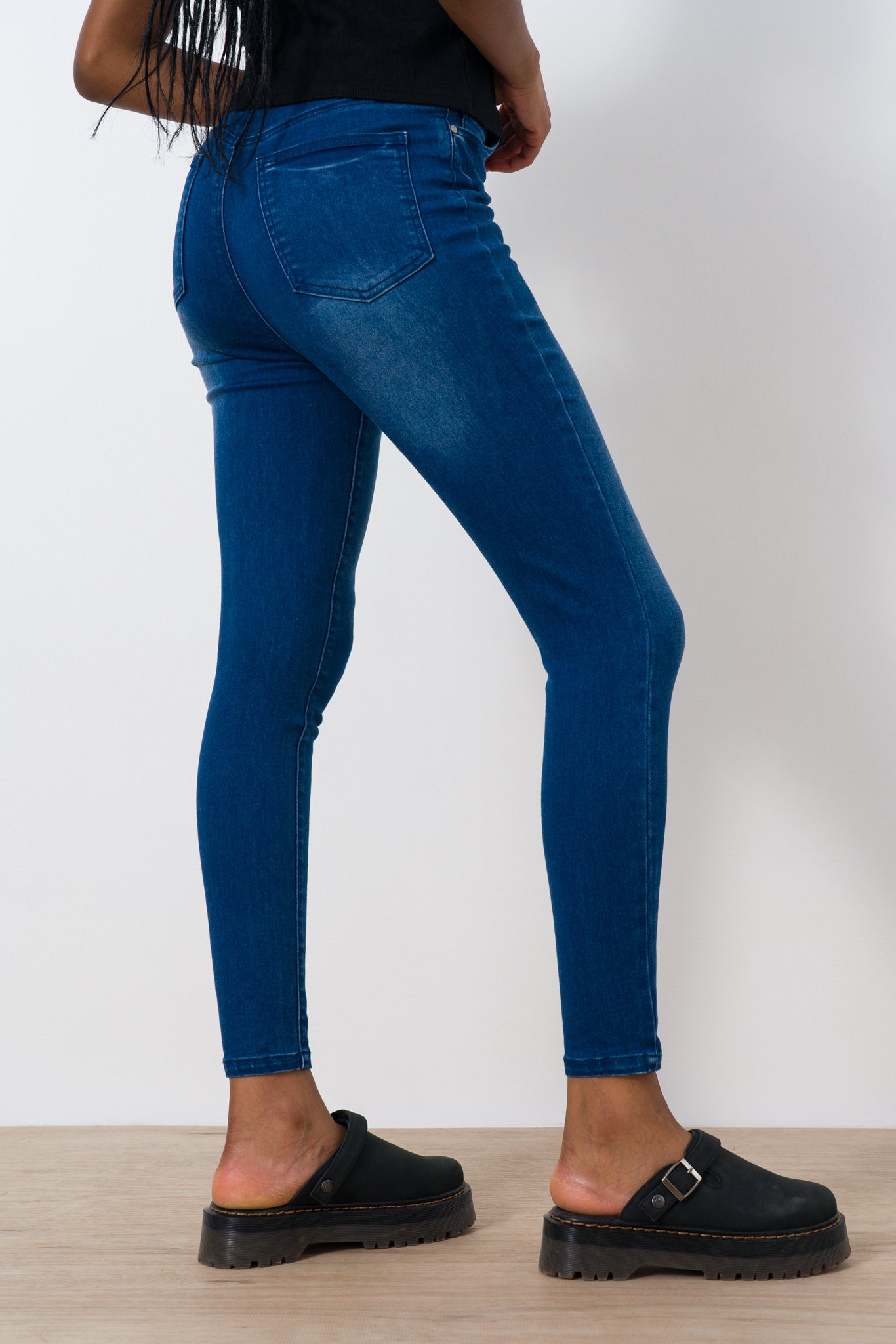 High Waisted Skinny Jean