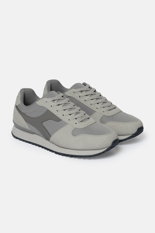 Retro Sneaker