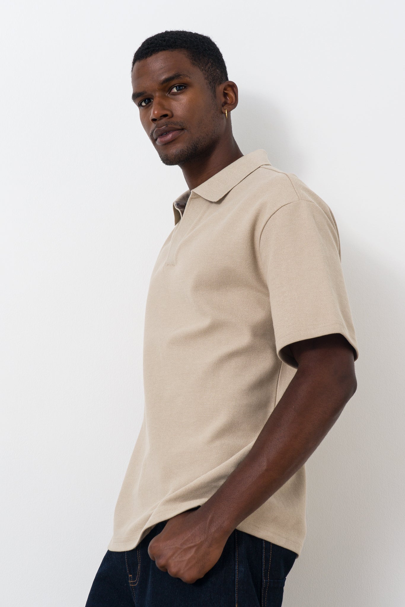Textured Oversized Golfer