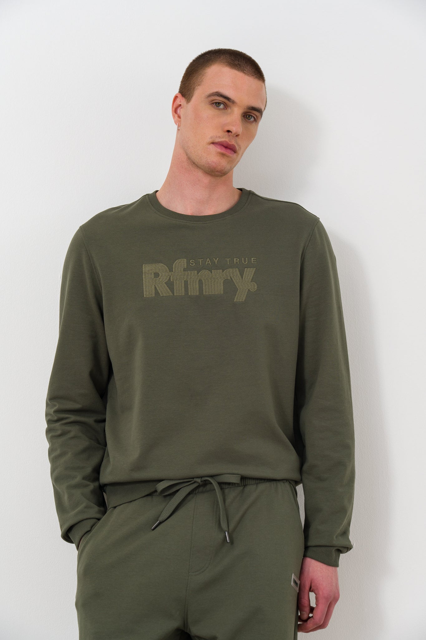 Branded-Crew-Sweat-2