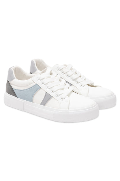 Lace Up Sneaker _ 151002 _ Off White