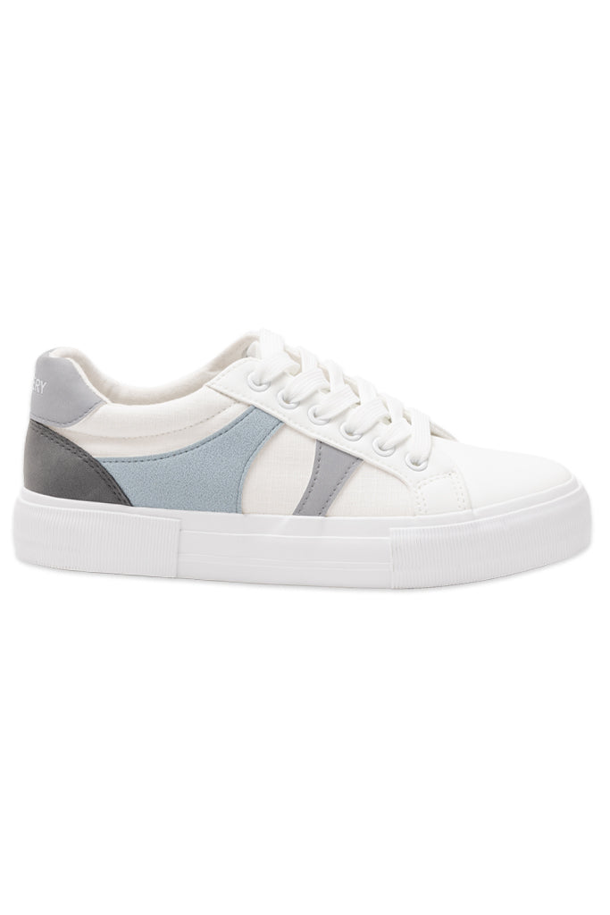 Lace Up Sneaker _ 151002 _ Off White
