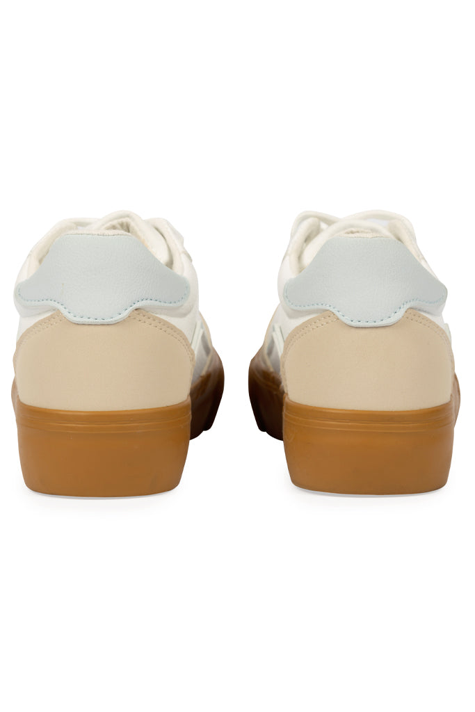 Court Sneaker _ 156560 _ Light Blue