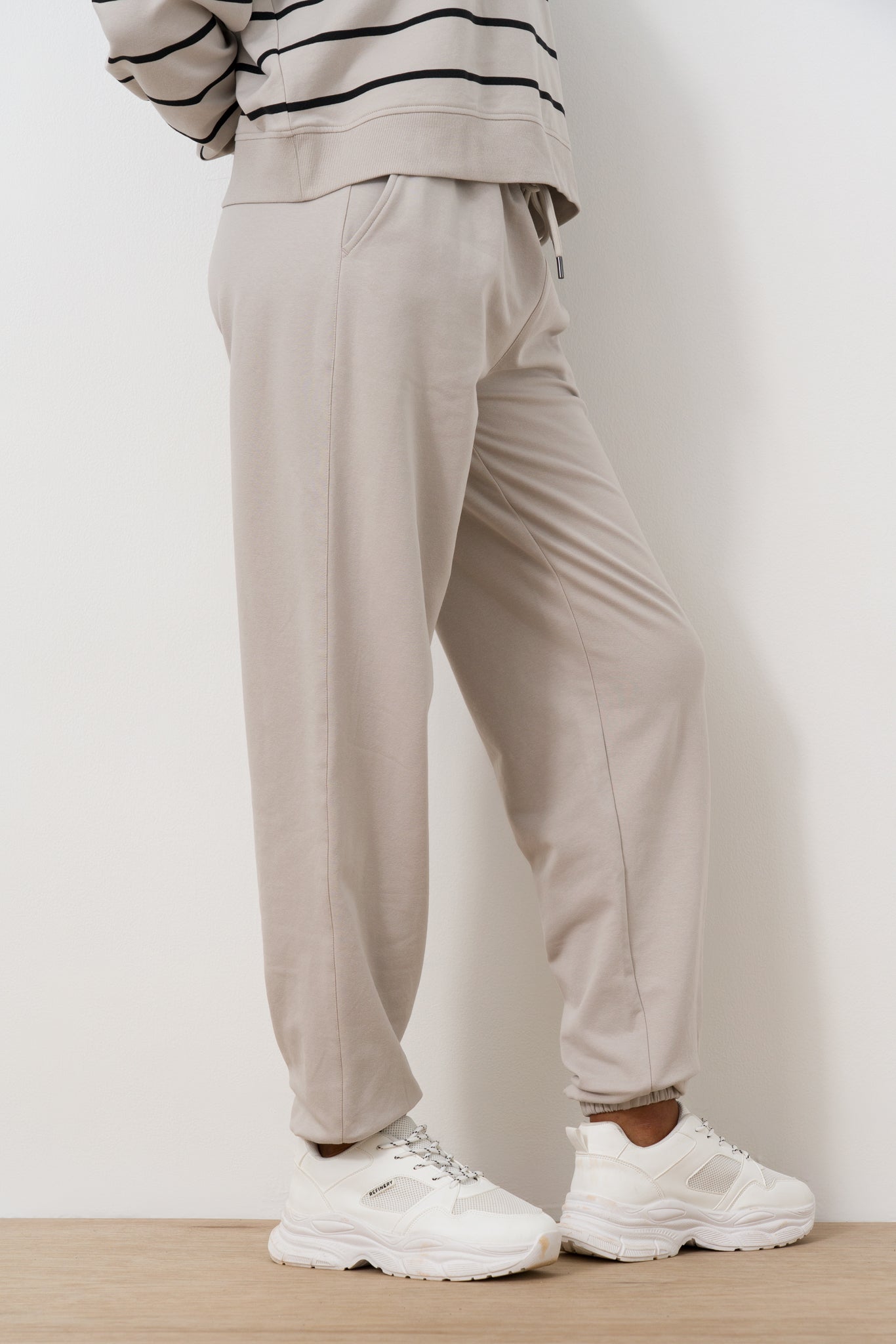 Relaxed-Fit-Trackpants-12