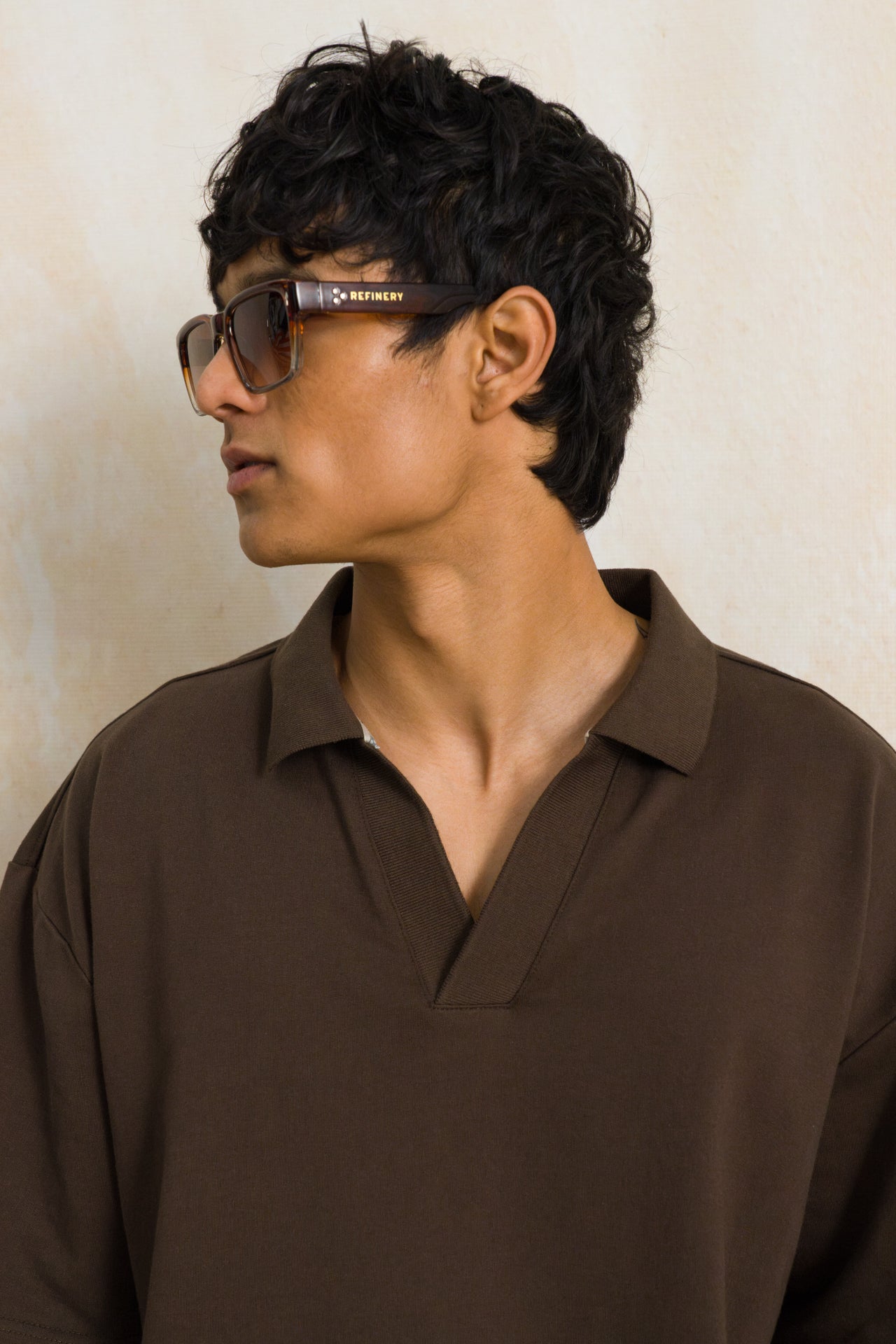 Textured Oversized Golfer