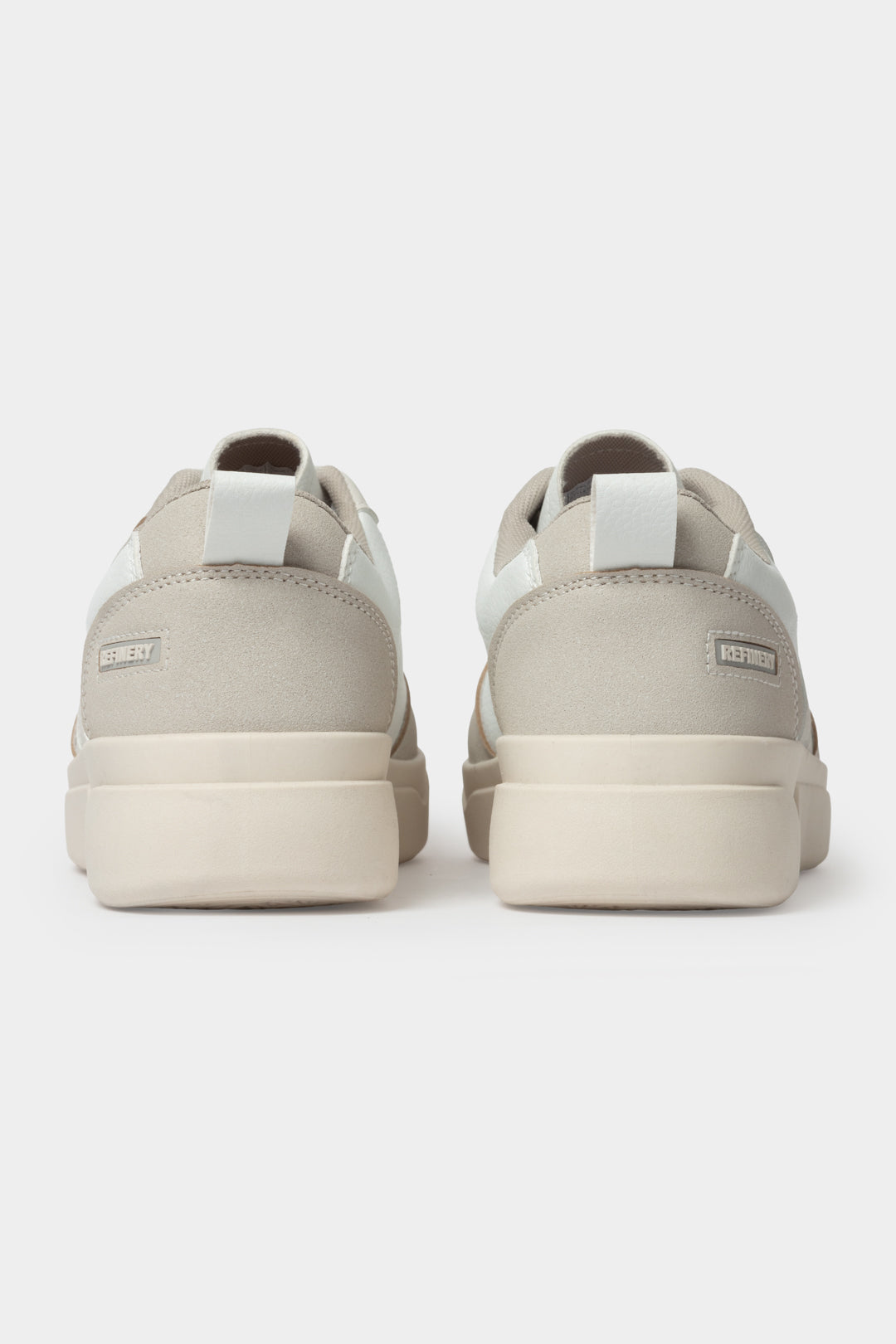low-cut-sneaker