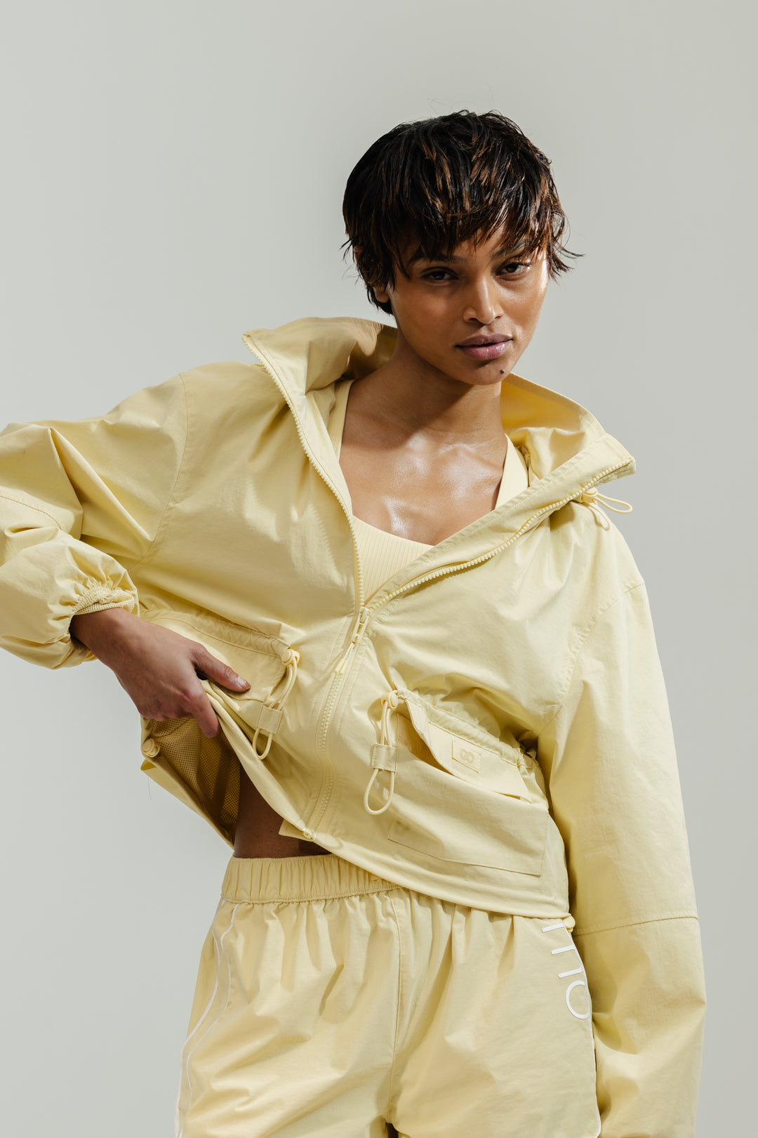Zip-Front Active Jacket from OSMO – Refinery