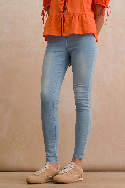 High Waisted Skinny Jean