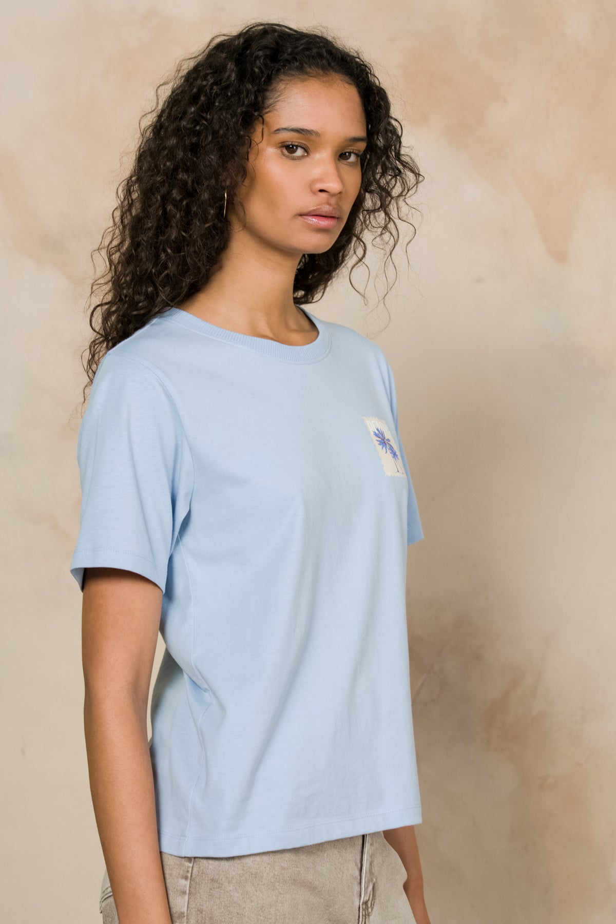 Standard Graphic Tee Tee