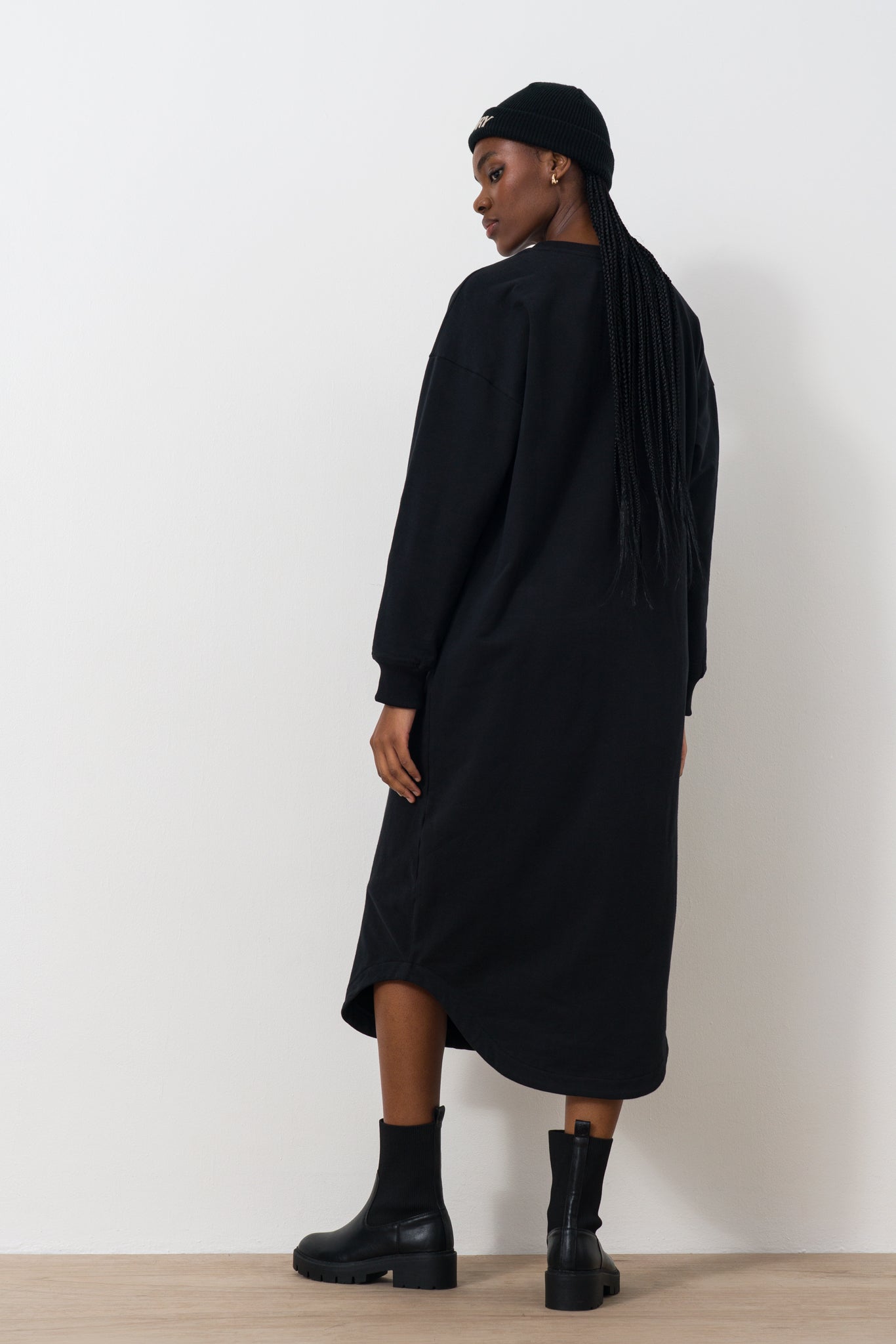 Scoop-Hem-Sweat-Dress