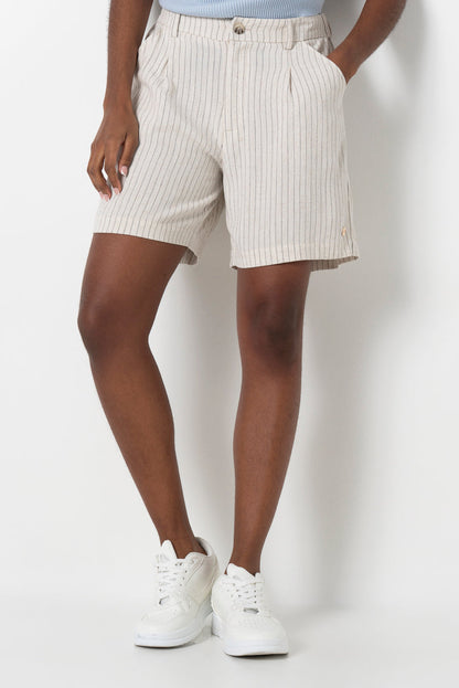 Bermuda Pleat Short Natural