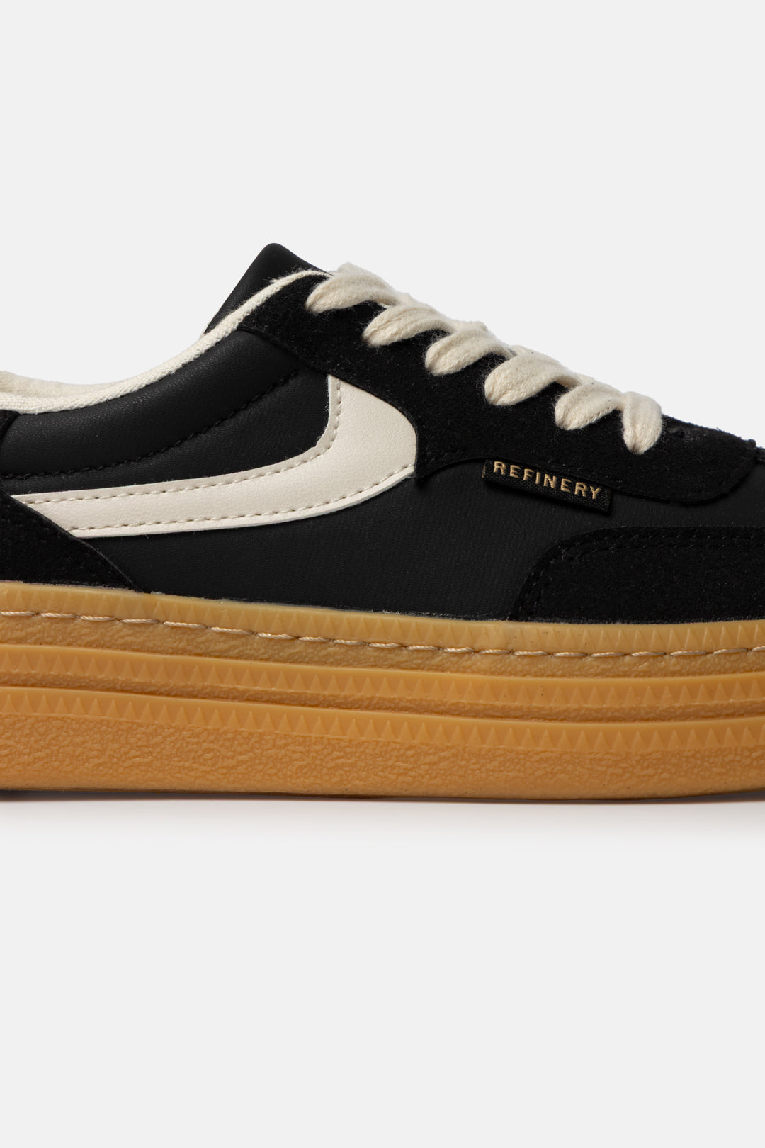 Low-top Gum Sole Sneakers