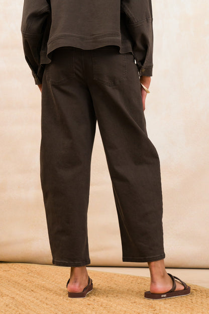 Hi Rise Barrel Jeans