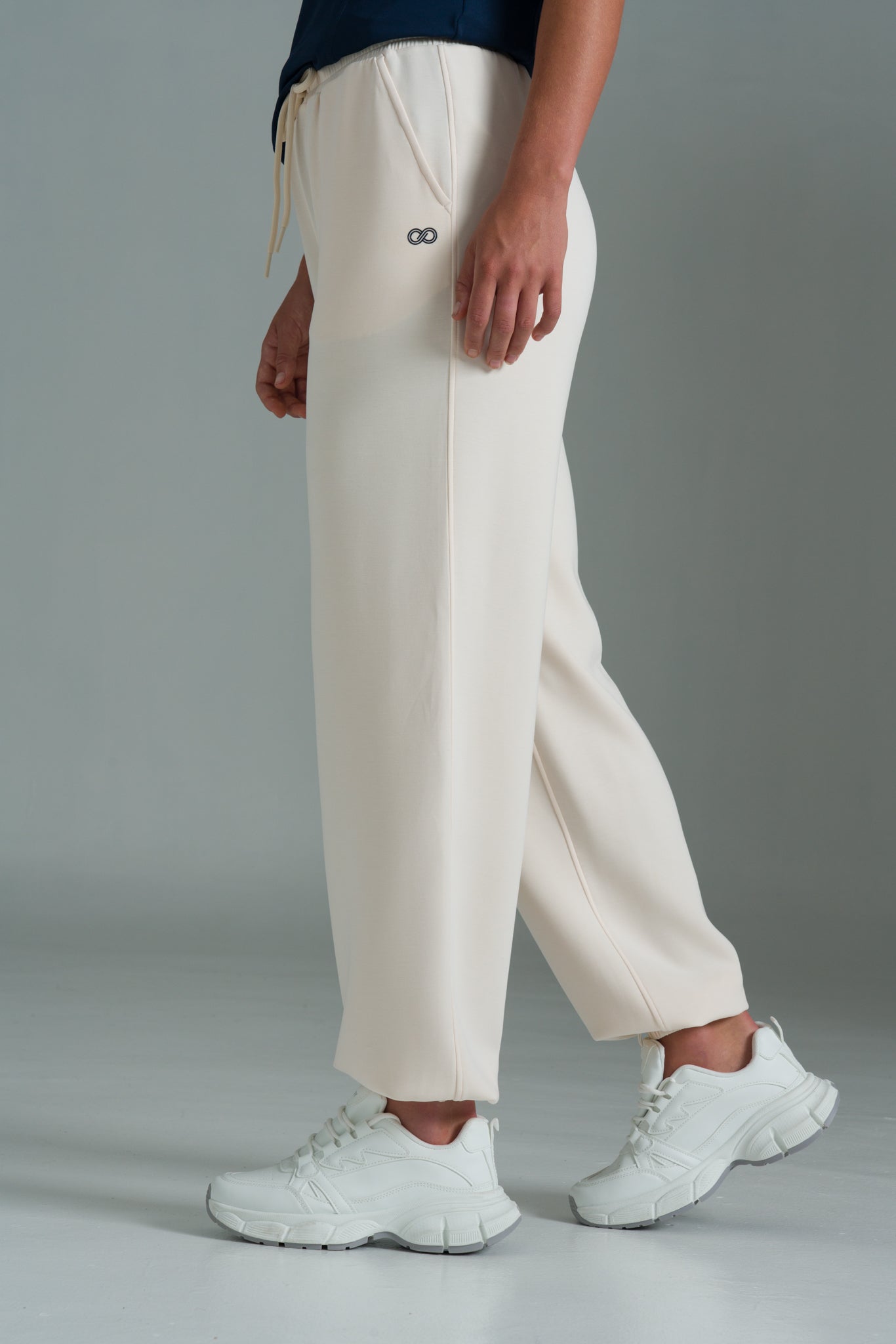 modal-blend-track-pants