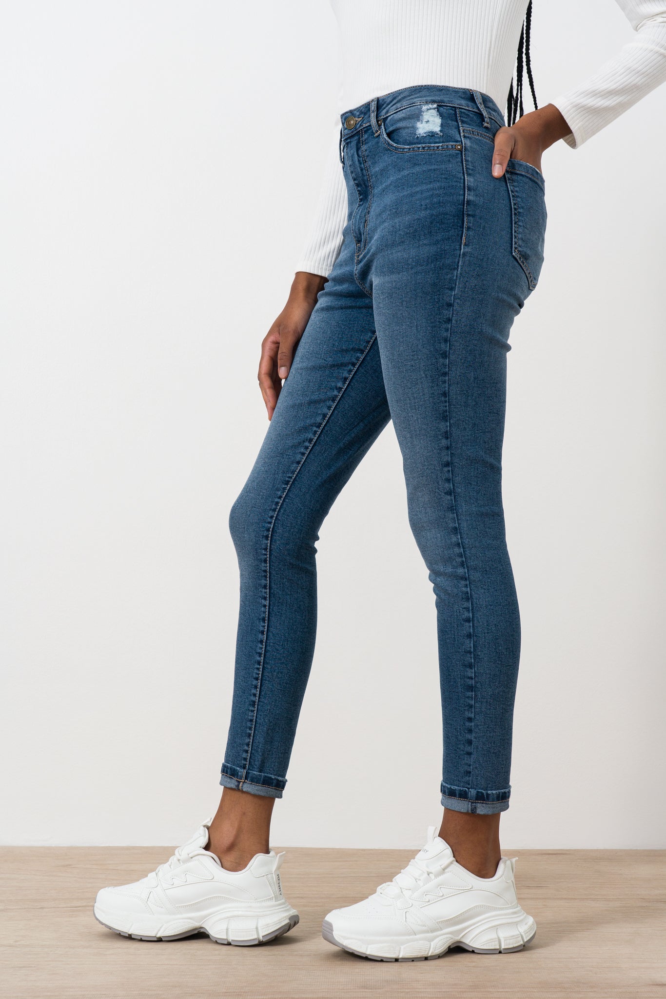 Rf05-High-Rise-Skinny-Jeans-1