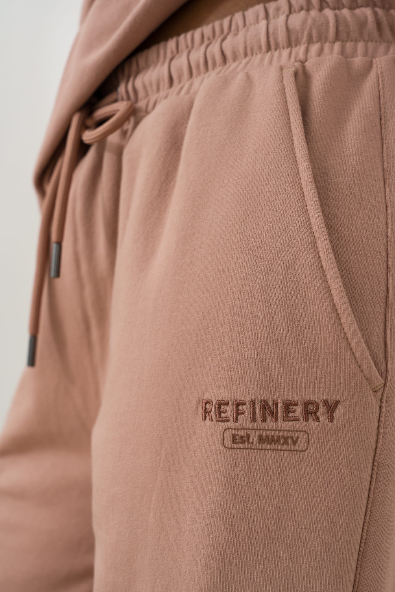 Straight-Leg-Trackpants