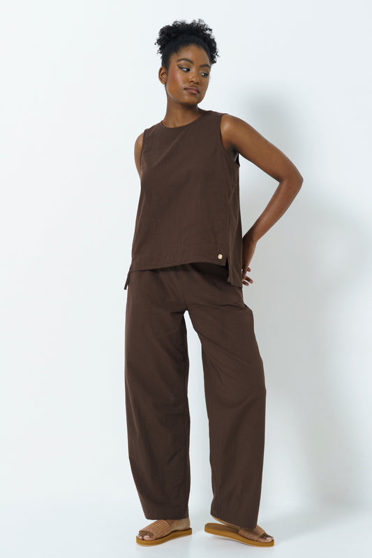 Relaxed Mid Rise Pants