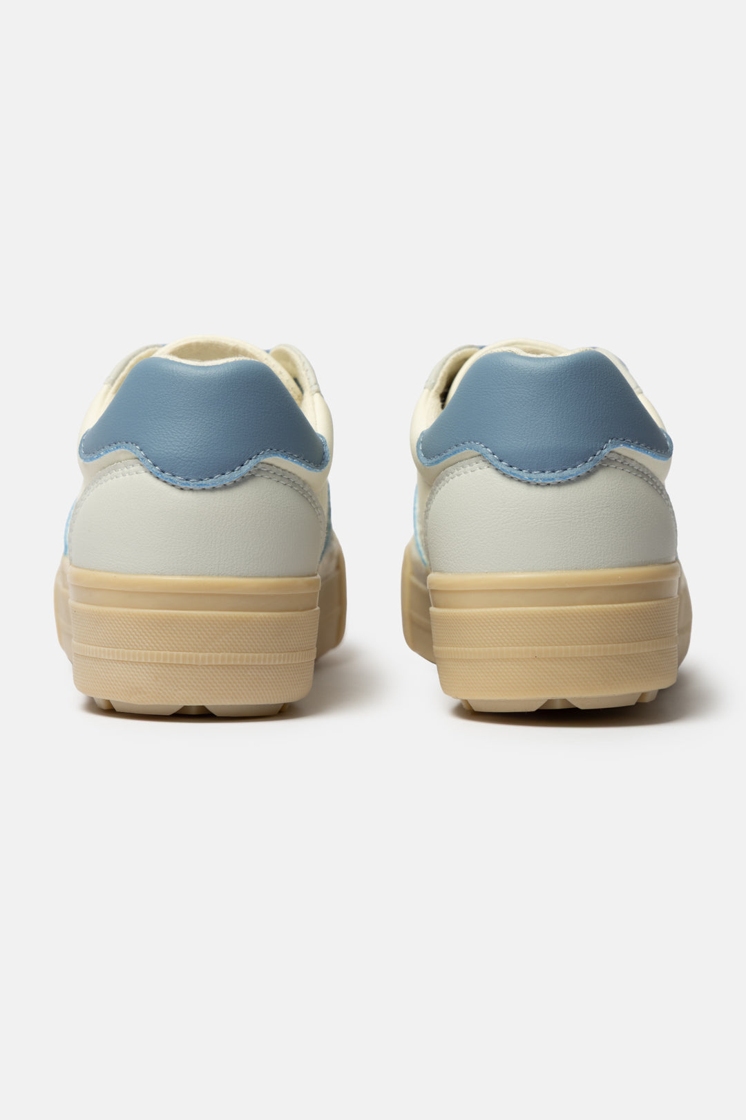 Modern & Lace-Up Sneaker