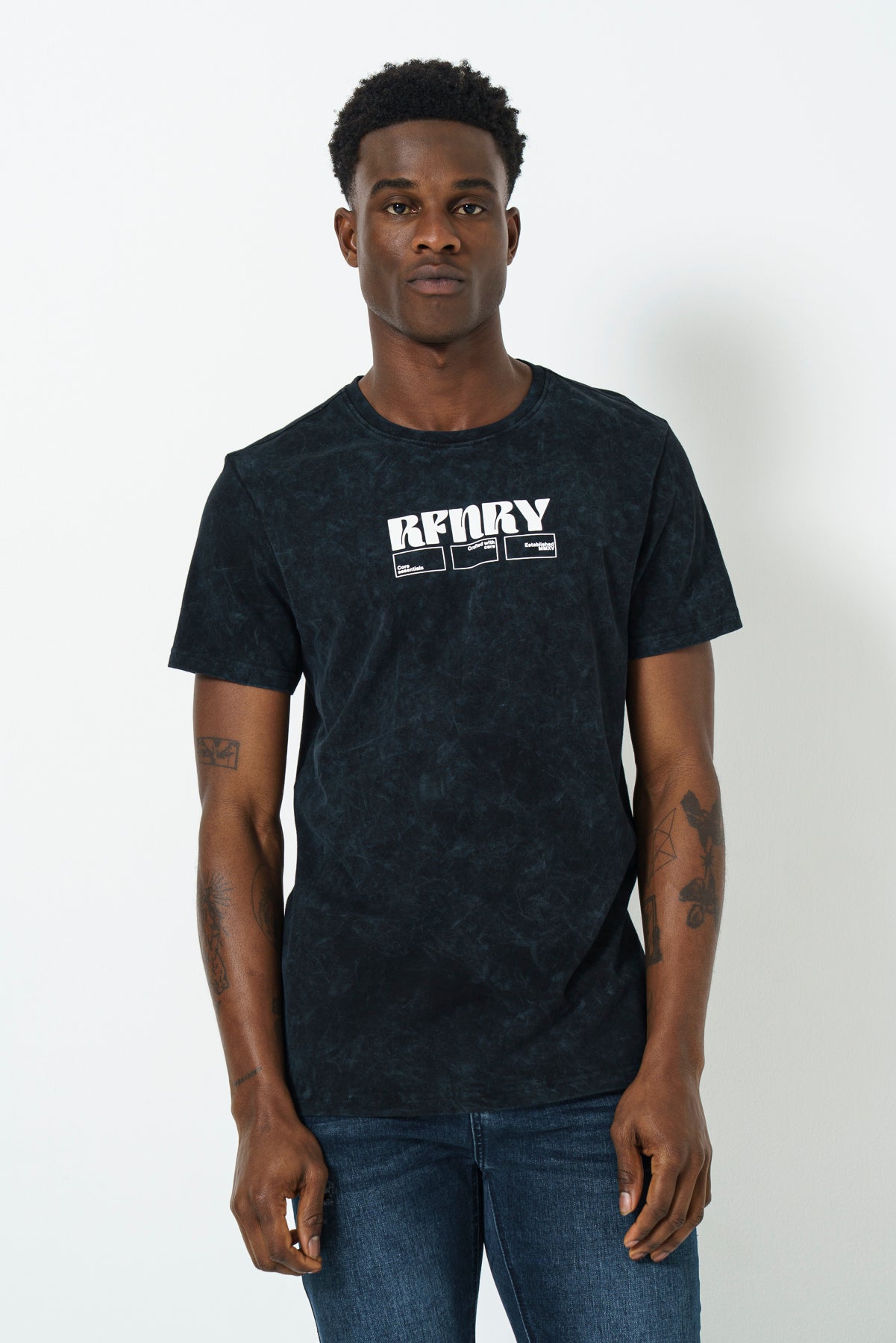 Statement Branded T-Shirt - Black