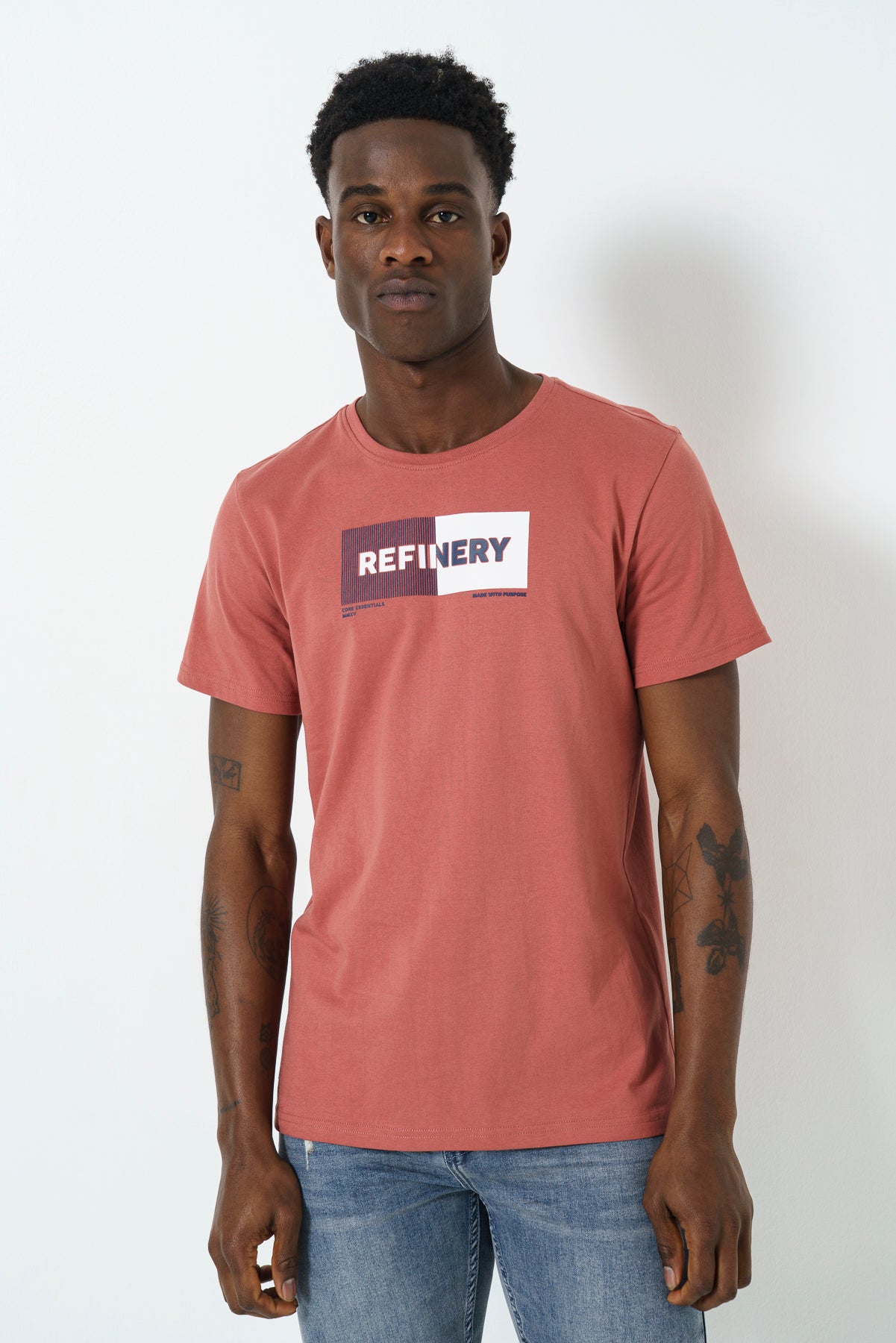 statement-branded-t-shirt-brick