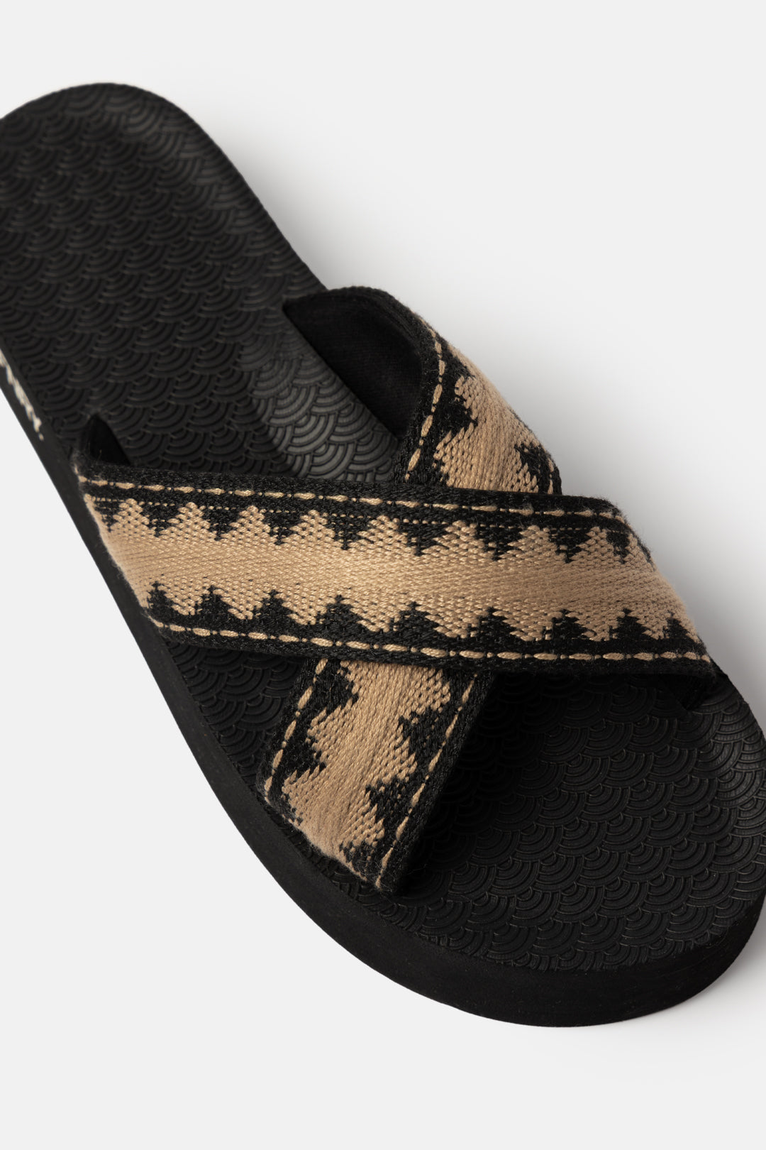 Patterned Woven Platform Slide