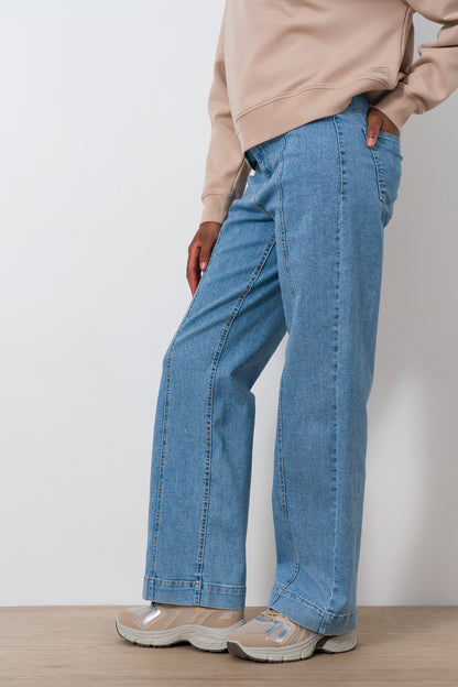 Wide Leg Jeans