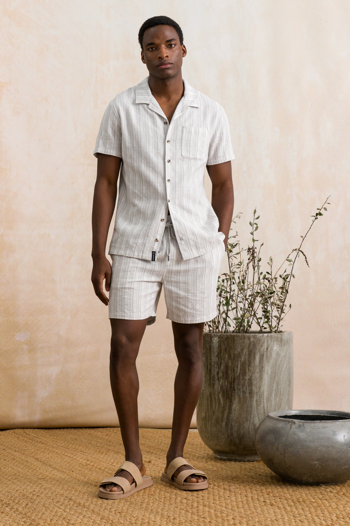 Textured Pull On Shorts
