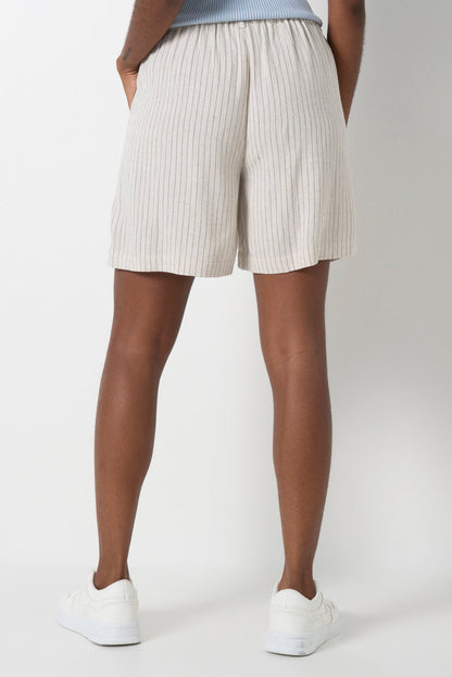 Bermuda Pleat Short Natural