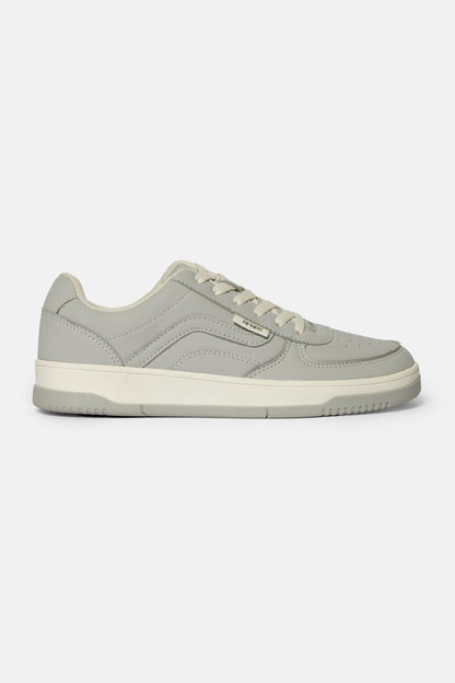 Court Sneaker