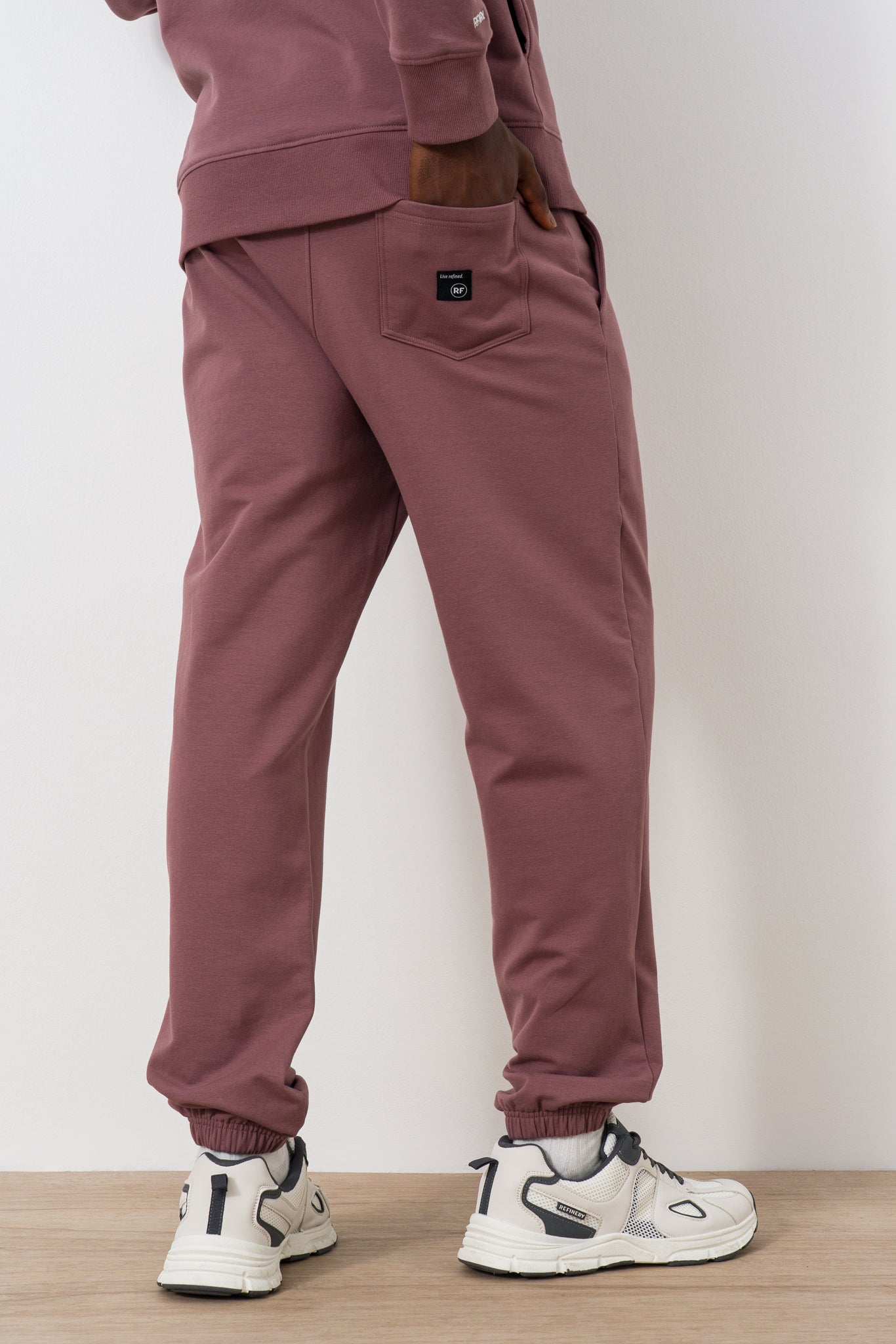 track-pants-10