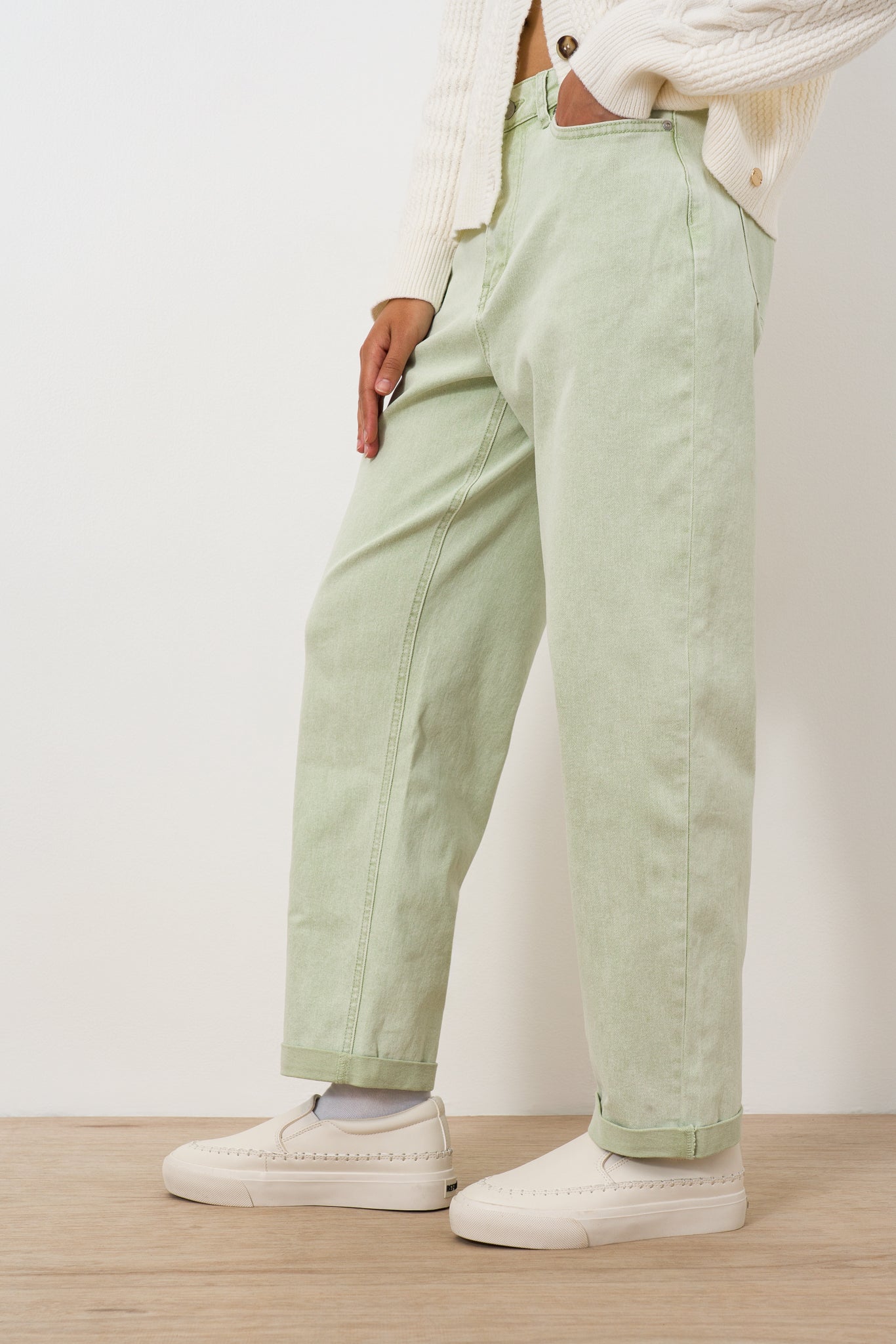 rf13-straight-leg-jeans-1
